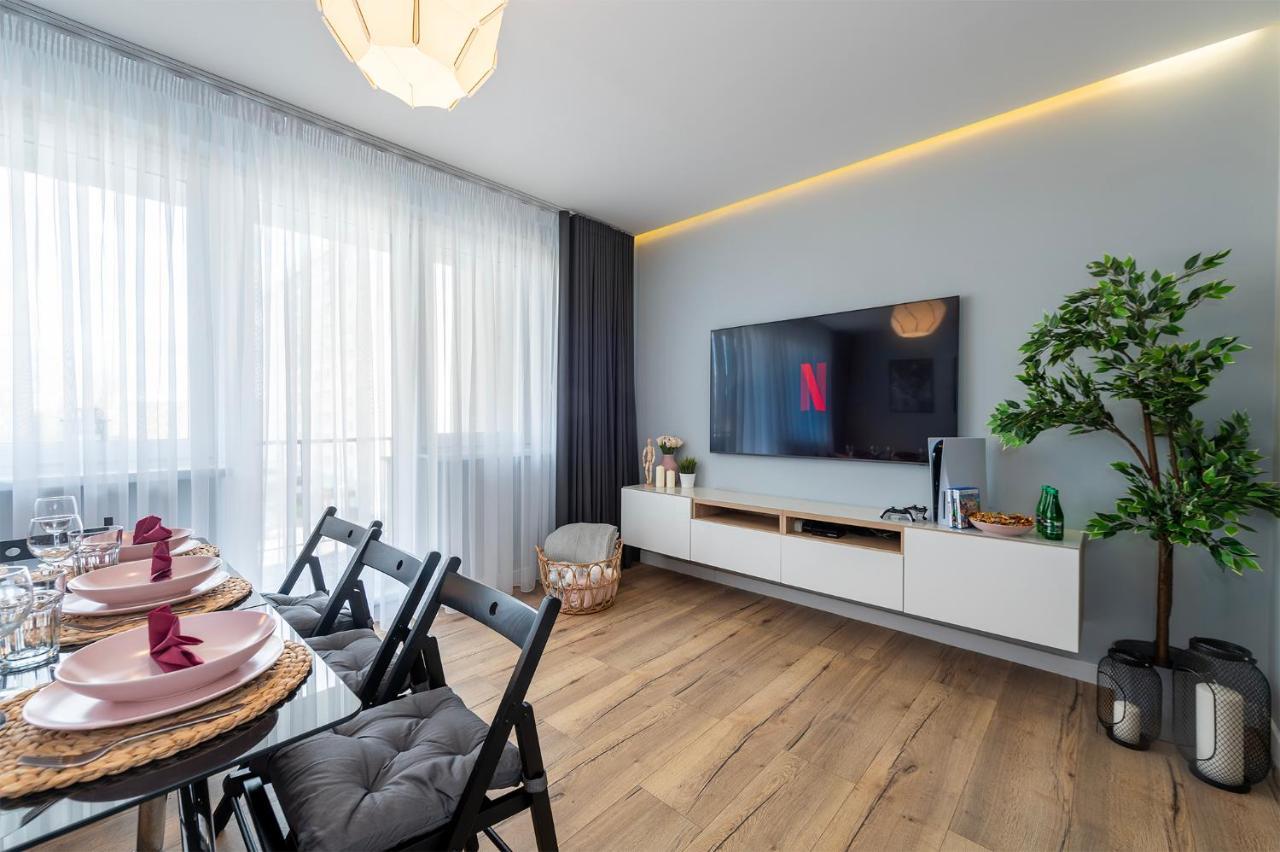 Golden Sands - Winda, 2 Sypialnie Oraz Salon, Lozeczko Turystyczne, Balkon, Play Station 5, Ekspress Do Kawy, Atlas Arena, Zoo, Fala วูดช์ ภายนอก รูปภาพ
